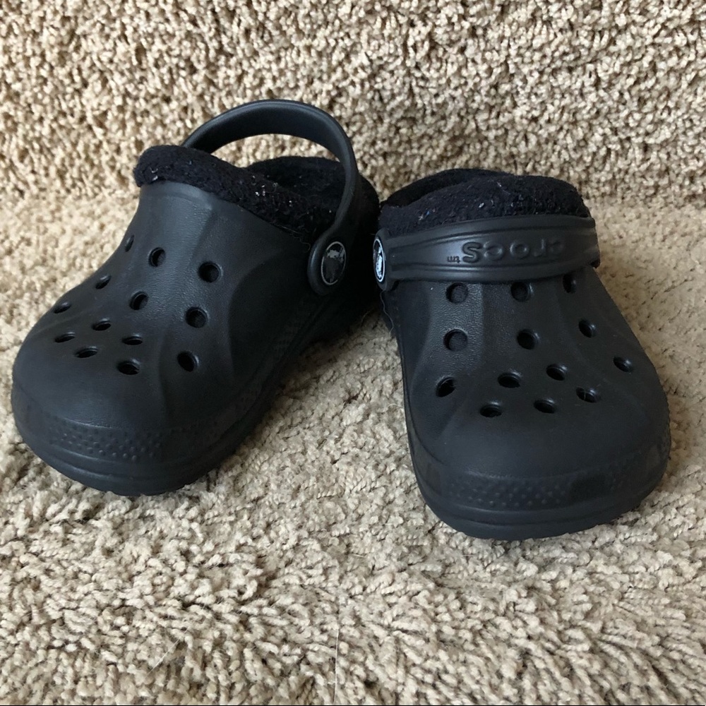 Toddler Sherpa Lined Crocs 6/7